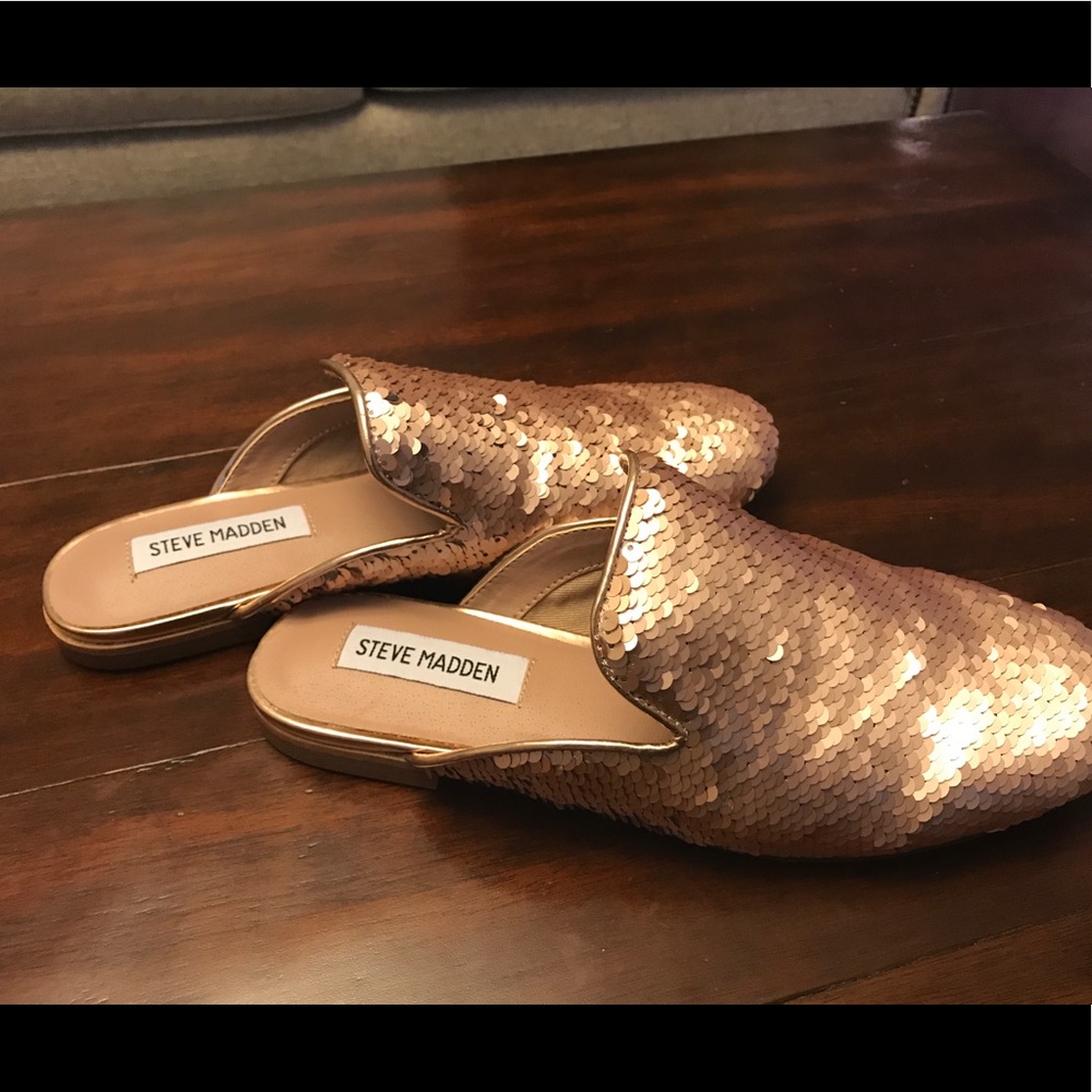 New Steve Madden Flip Sequin Slides Size 6 Mules - image 1